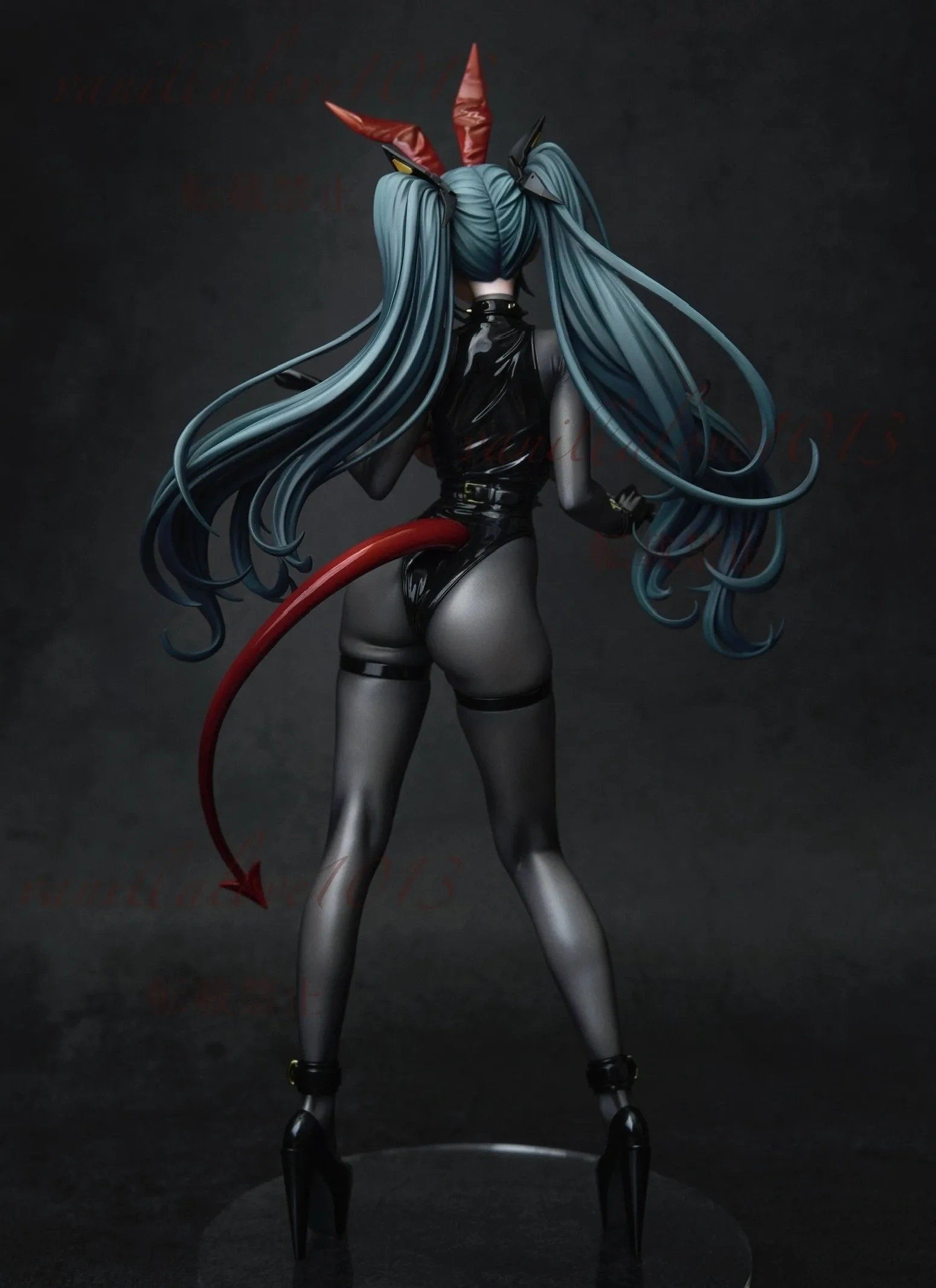 Garage Kit GK hand do resin die.it Dark Dragon