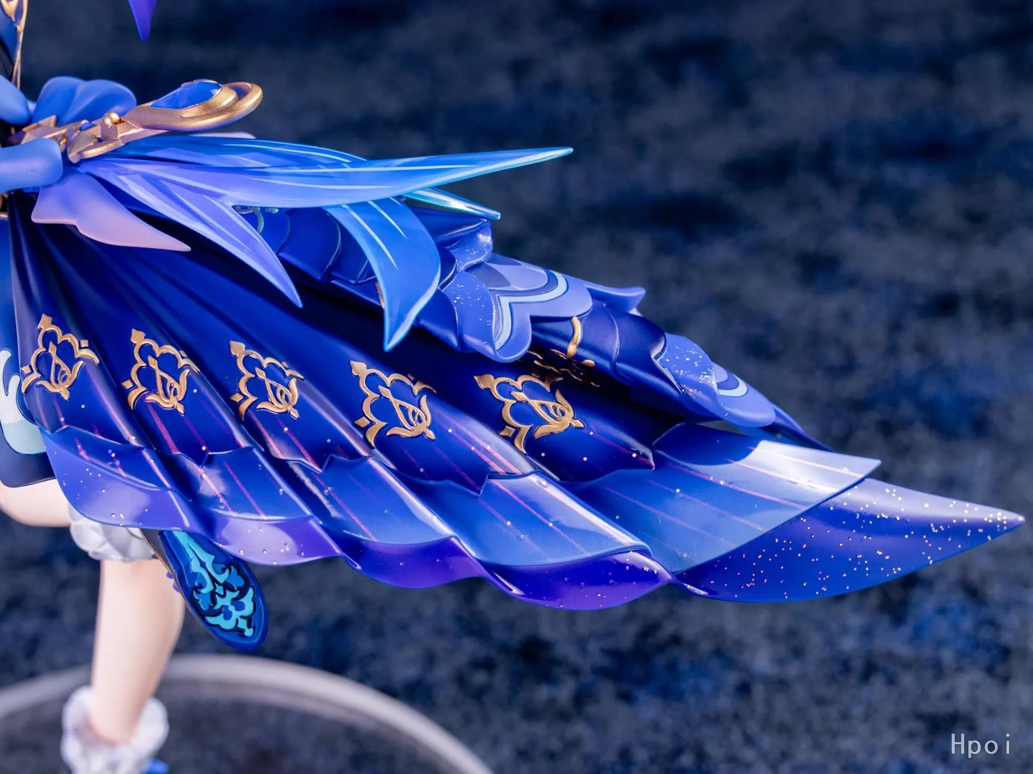 Garage Kit GK hand do resin die.it     dress, Funina