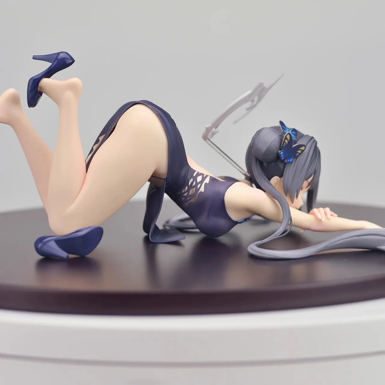 Garage Kit GK hand do resin die.it Longhua
