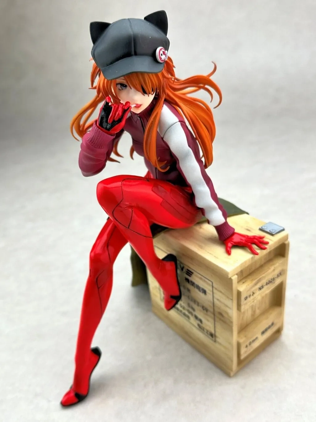 Garage Kit GK hand do resin die.it  wooden box Tomorrow Rose