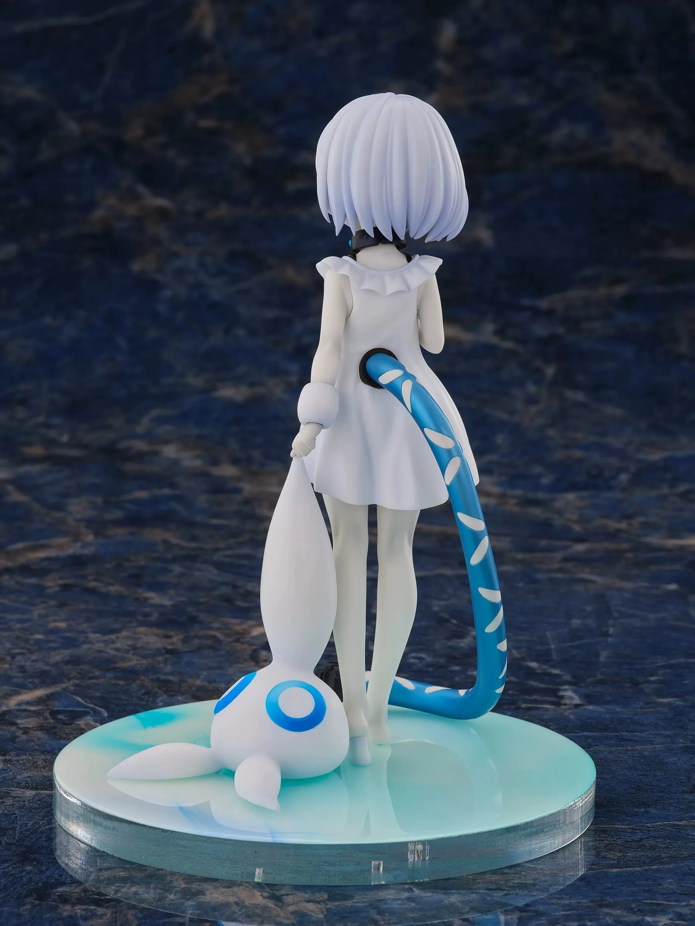 Garage Kit GK hand do resin die.it Navigator TB