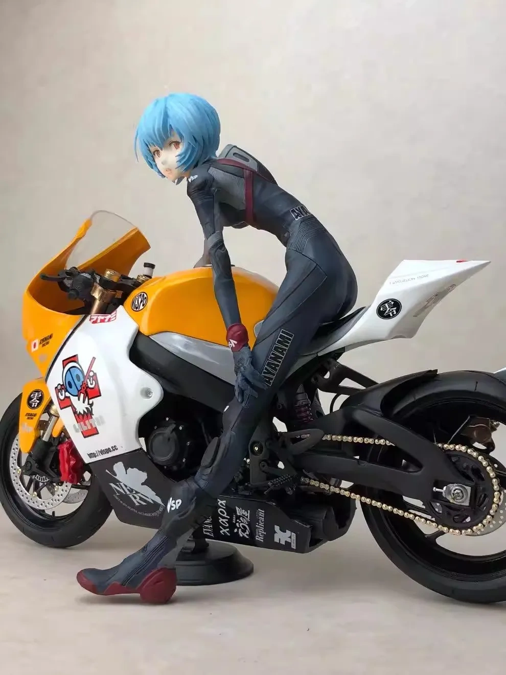 Garage Kit GK hand do resin die.it  1/6 Motorcycle Linbo Ver