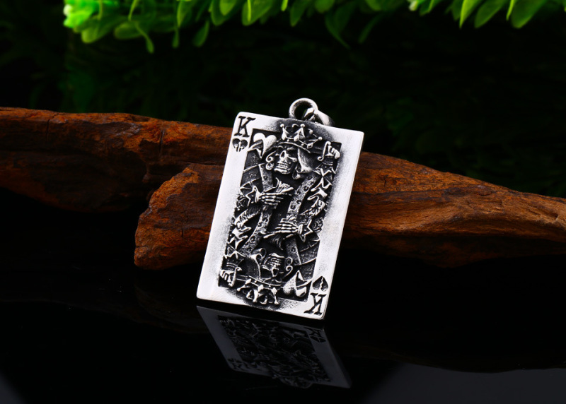 Skull King of Hearts Poker Playing Card Stainless Steel Pendant ,Gothic Punk Hip Hop Necklace