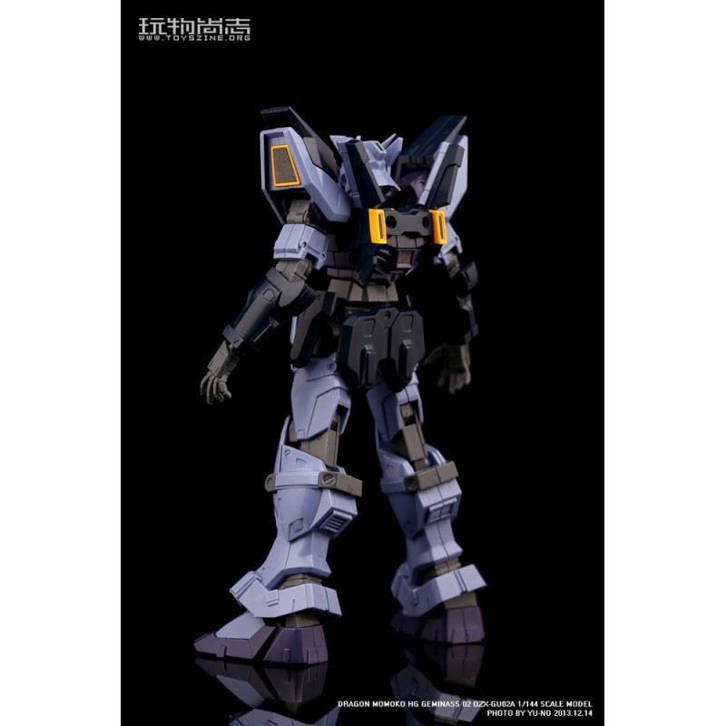 DRAGON MOMOKO1/144 HG GEMINI 02 GUNDAM