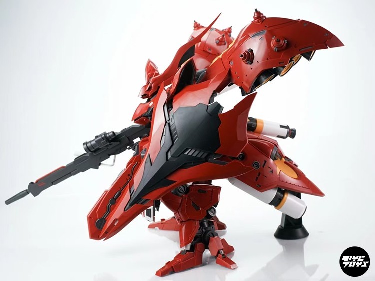 RED SOUL 1/144 RG NIGHTINGALE MODEL KIT