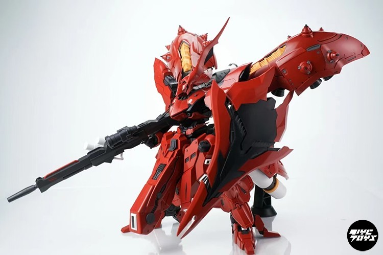 RED SOUL 1/144 RG NIGHTINGALE MODEL KIT