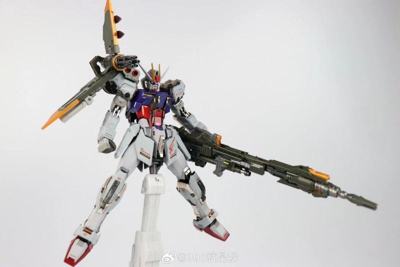 DABAN MB Detail 8829 MG 1/100 STRIKE Launch + Sword Strike Gundam Model Kit