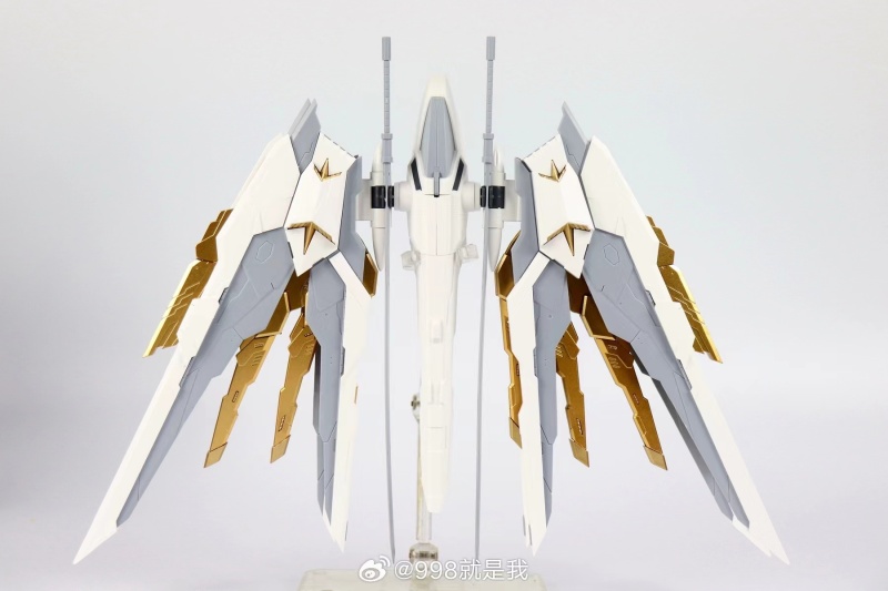 Model Core Creation white slash backpack Kit