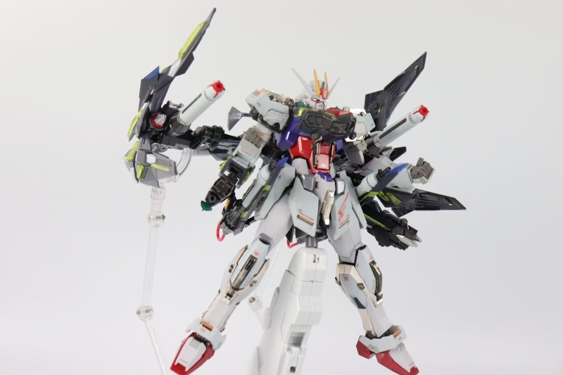 DABAN MB Detail 8830 MG 1/100 STRIKE + LIGHTENING PACK