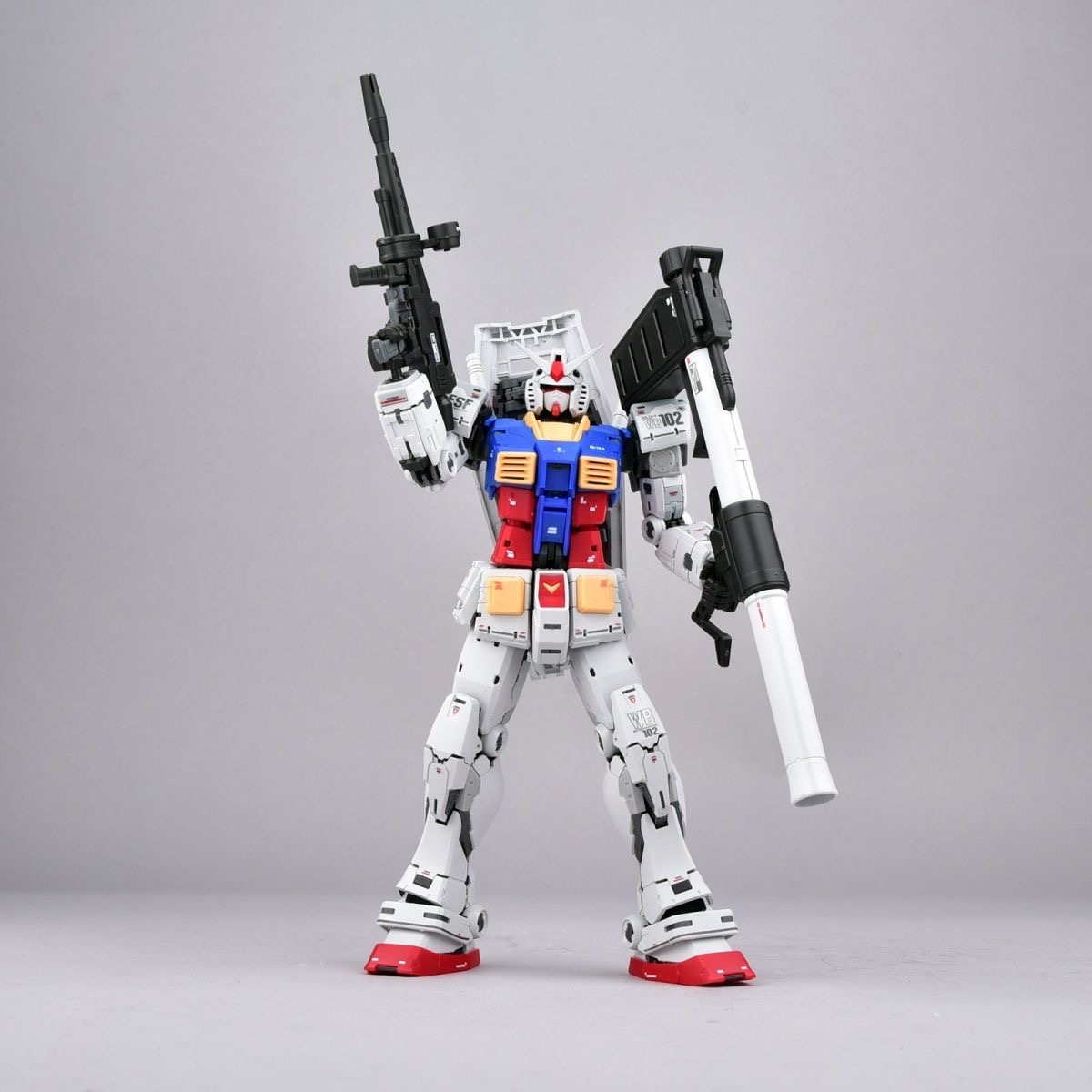 【海外製プラモデル】PANDAMODEL RG1/100 ガンダム似(完成品) PANDA MODEL 1/100 RX 78 MODEL KIT RG DETAIL VER