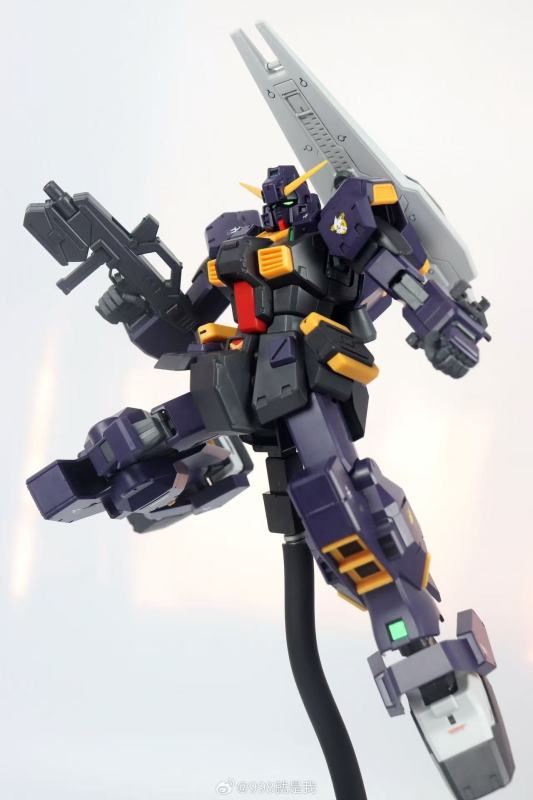 M BOY MODEL Hazel MG 1/100 TR-1 TITANS VER MODEL KIT