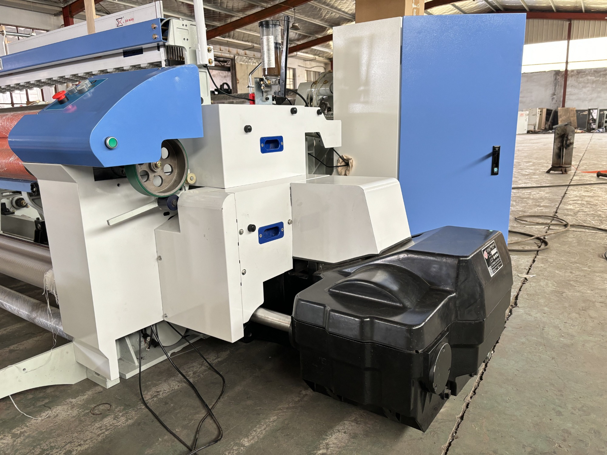 High-Speed Air Jet Loom for Fiberglass Fabrics