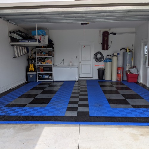 Modular Plastic Interlocking Garage Floor Tiles For Car Detailing