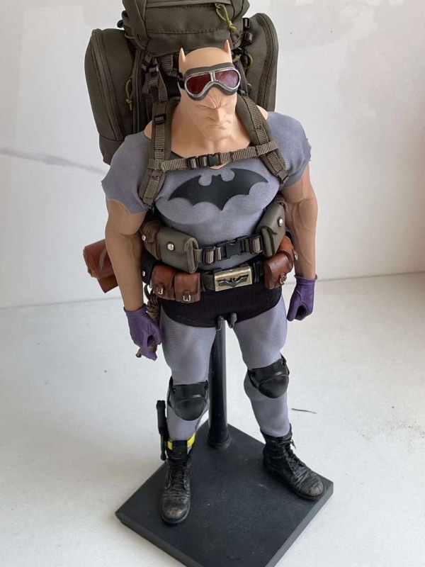 Zero Year Batman 1/6th Scale Action Figure