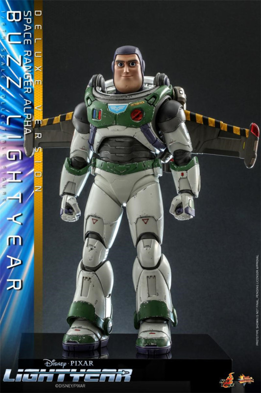 Hot Toys BUZZ LIGHTYEAR MMS635 SPACE RANGER ALPHA 1/6 Deluxe Version BRAND NEW