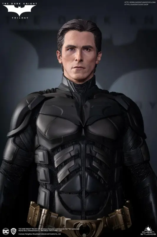 Queen Studios The Batman Deluxe Edition 1/3 Scale Statue Toynami  In Stock