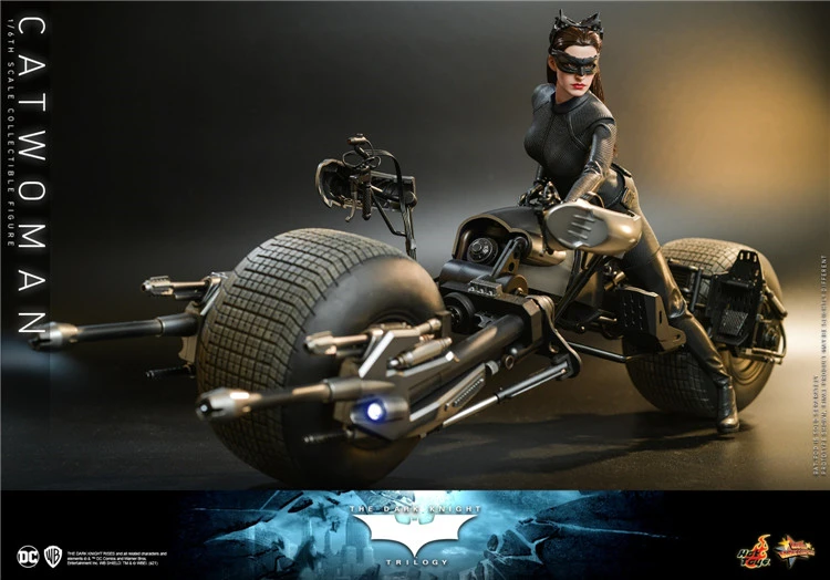 In Stock Hot Toys MMS627 Batman The Dark Knight Trilogy Catwoman 1/6 Figure