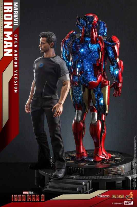 IN STOCK Hot Toys DS004D51 IRON MAN 1/6 MARK VII OPEN ARMOR VERSION