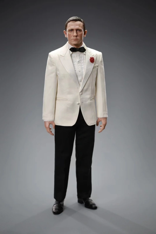 NOVO STUDIO 1/6 007 Bond black and white suit (head sculpt not included)