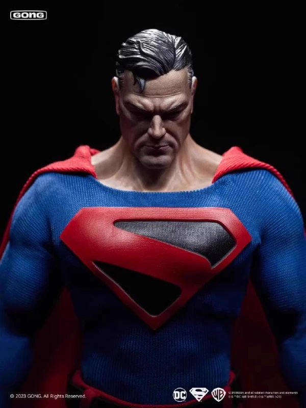 In Stock POPMART X GONG 1/12 SUPERMAN
