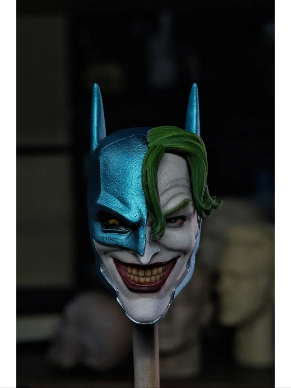 SSRTOYS The Joker Batsuit 1/6th Headsculpt