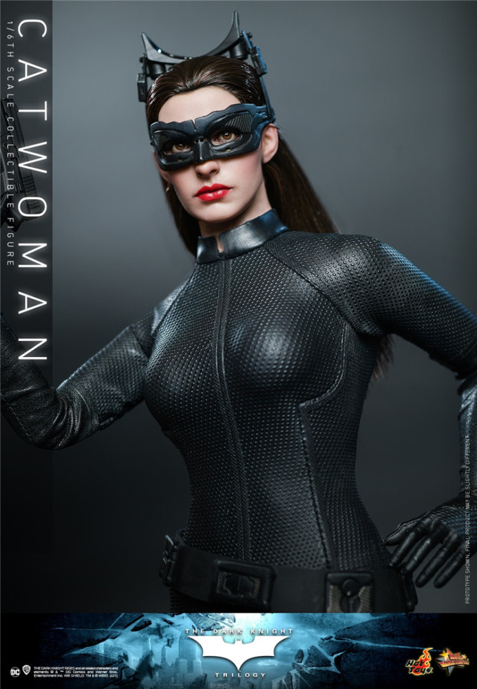 In Stock Hot Toys MMS627 Batman The Dark Knight Trilogy Catwoman 1/6 Figure