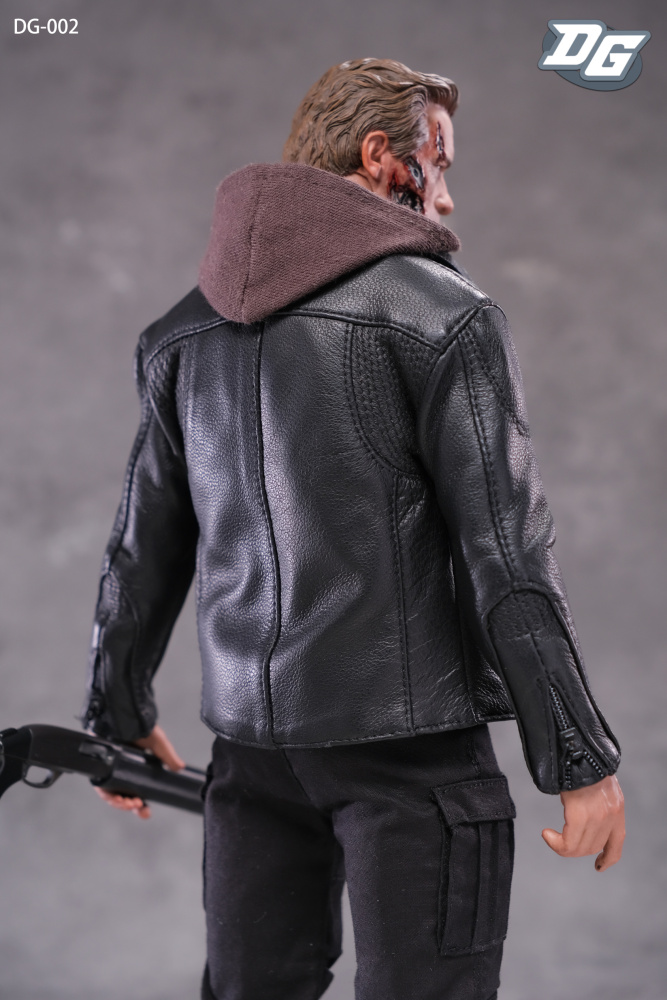 In Stock  DeGaotoys DG-002 1/6 Old Arnaud T800 leather suit sling set