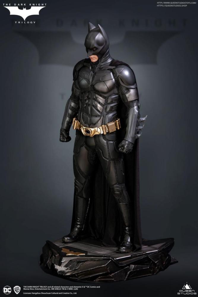 Queen Studios The Batman Deluxe Edition 1/3 Scale Statue Toynami  In Stock
