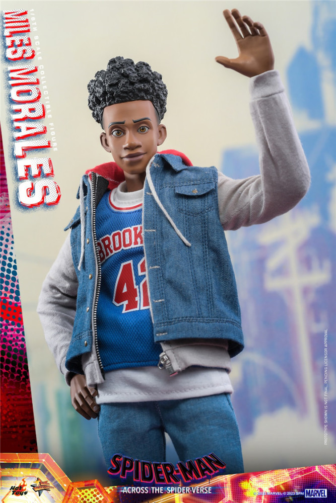 In Stock Hot Toys MMS711 Spider-Man: Across the Spider-Verse Spider-Man 2099 Figure