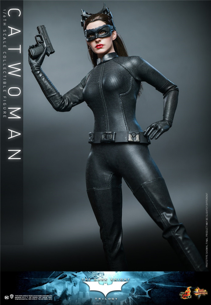In Stock Hot Toys MMS627 Batman The Dark Knight Trilogy Catwoman 1/6 Figure