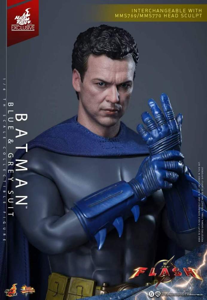 IN STOCK Hot Toys ht "The Flash" Batman (blue-gray suit)