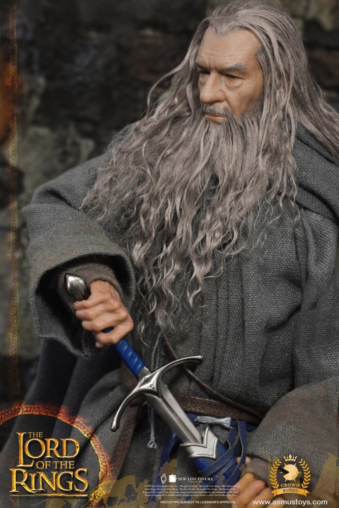 In Stock Asmus Toys CRW001 The Lord of the Rings, The Grey Robe Wizard - Gandalf 2.0