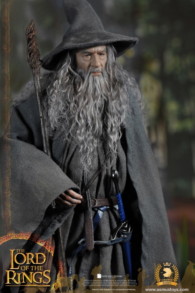In Stock Asmus Toys CRW001 The Lord of the Rings, The Grey Robe Wizard - Gandalf 2.0