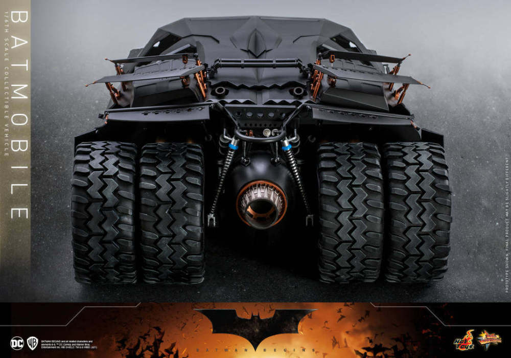In Stock  HT HotToys 1/6 MMS596 Batman's Shadow Mystery Bat Chariot