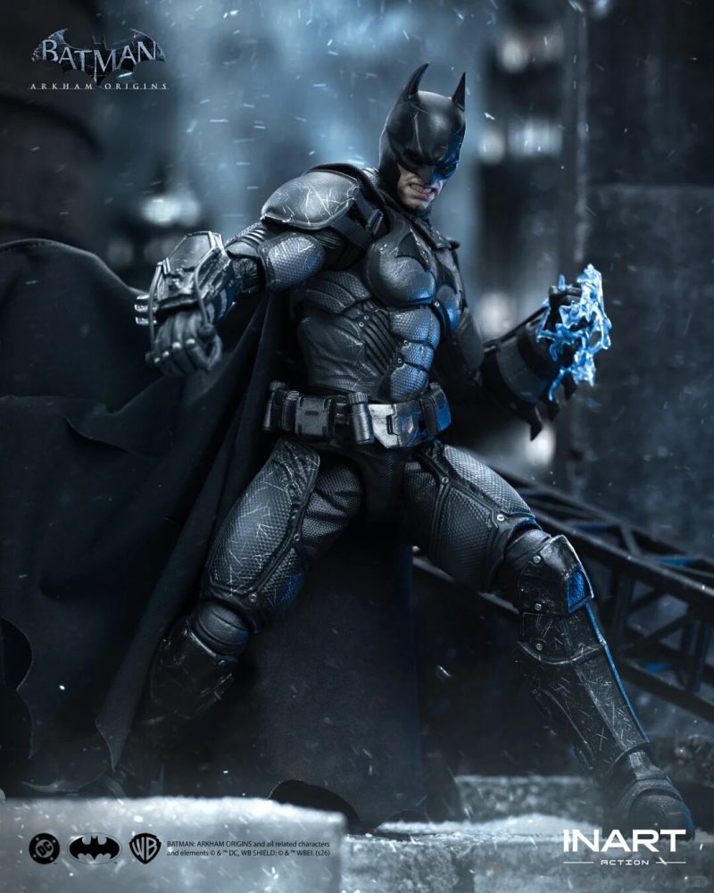 [Pre-order] NART G0007 1/12 Scale Batman (Battle Damaged Version)