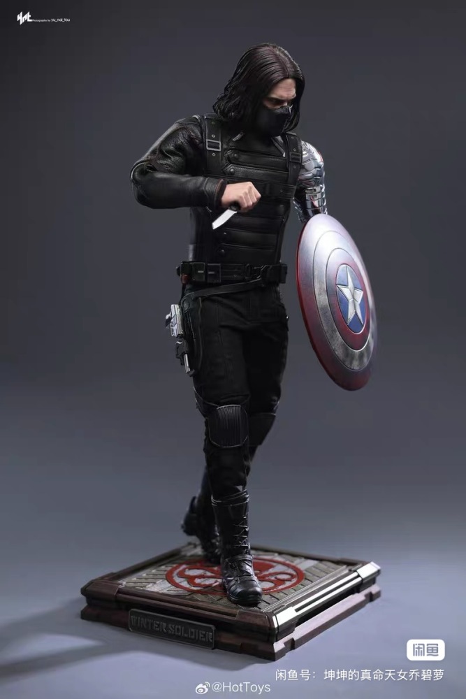 Hot Toys MMS790AEB Captain America: The Winter Soldier 1/6 Winter Soldier (Artisan Edition) (Special Edition