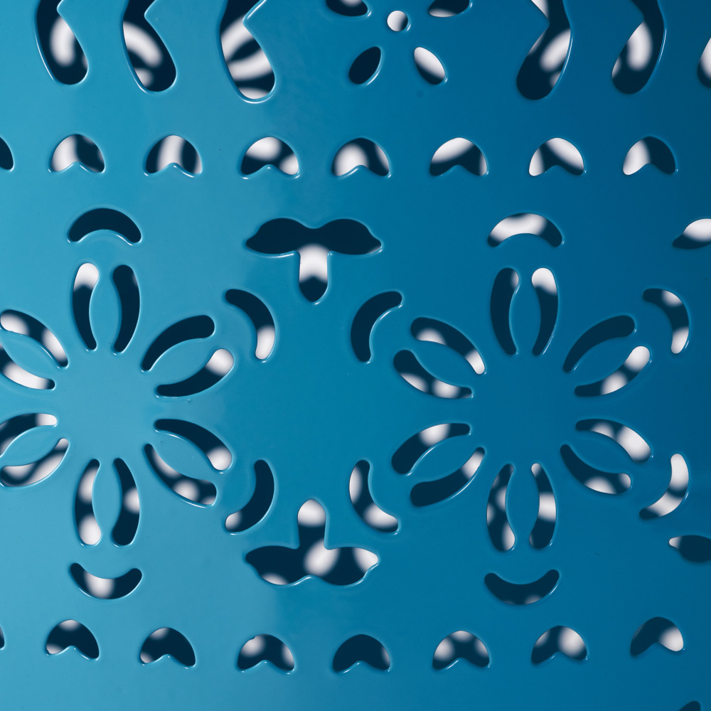 12INCH Rounded METAL FRAME LACE CUT SIDE TABLE – Perfect for Sofa, Hallway & More!