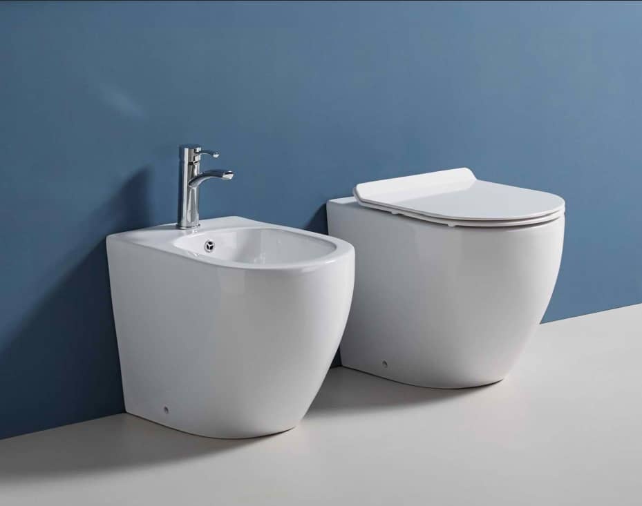 Floor mounted bidet