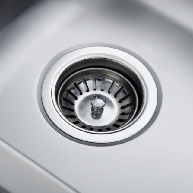 Kitchen double bowl sink with drainboard