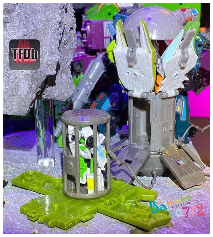 Earthrise Voyager Quintesson Judge War for Cybertron Transformers in stock