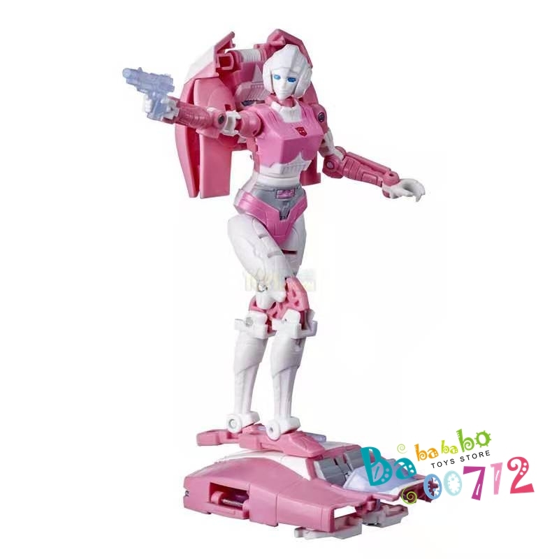 Transformers  Hasbro ARCEE WAR FOR CYBERTRON Action Figure Toy