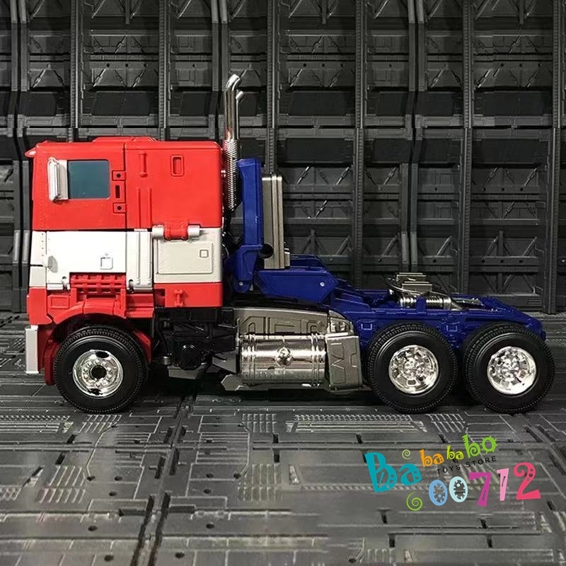 Model Wizard 8616 God of War Optimus Prime Oversized