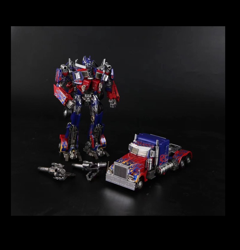 Pre-Order Black Apple MPM-04 Optimus Prime OP Action Figure