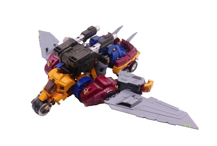 CR01 Commander of the Four Transforming Gorilla OverSize Action Figure