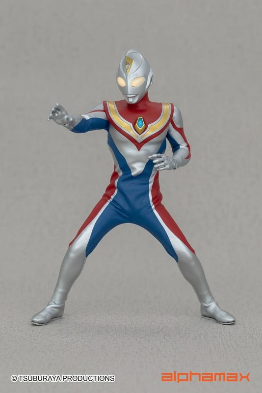 Pre-Order Alphamax ULTRAMAN DYNA 6.5in Action figure