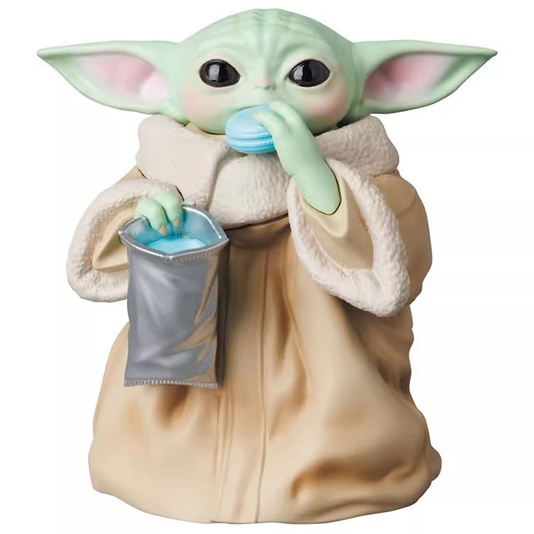 Pre-order Medicom Toy MAFEX Mandalorian Baby Master Yoda set