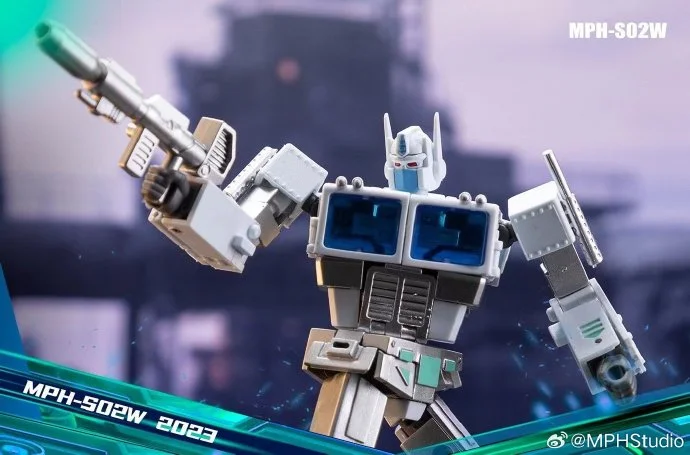 Pre-Order MPH Studio MPH-S02W Ultra Magnus Action Figure