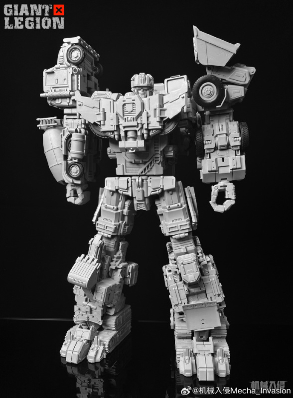 Pre-order Mecha Invasion Giant Legion Heavy Builder Mixmaster Action Figure