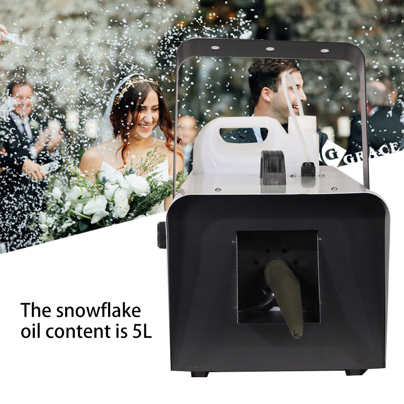 1500W Remote Control Snow Machine