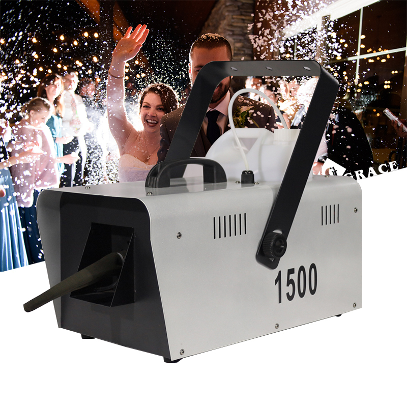 1500W Remote Control Snow Machine